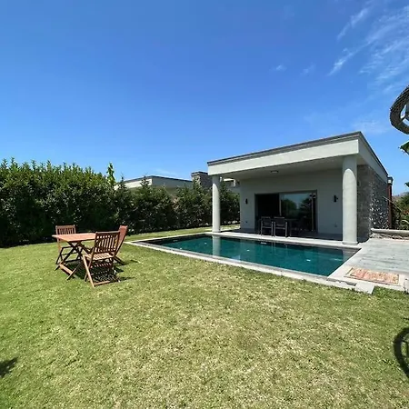 Bitez De Rueya Gibi Bir Villada Misafirlik Villa Bodrum
